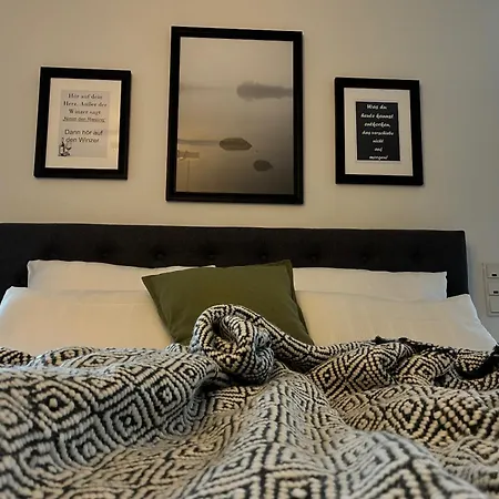 - Eg Mosel- & Weinquartier, Terrasse, Parkplatz, Moderne Kueche Bis 4 Personen * 피에스포트