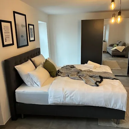 - Eg Mosel- & Weinquartier, Terrasse, Parkplatz, Moderne Kueche Bis 4 Personen 피에스포트