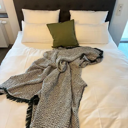 - Eg Mosel- & Weinquartier, Terrasse, Parkplatz, Moderne Kueche Bis 4 Personen * 피에스포트